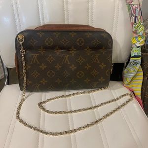 Authentic Louis Vuitton Chain Purse
